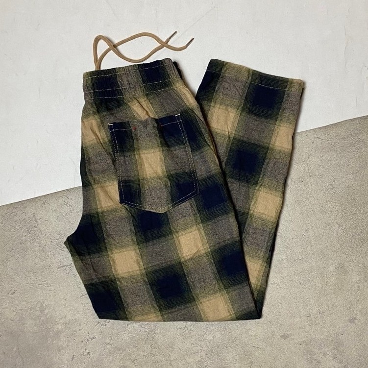 ZT 040 - MONO-MART Relaxed Tartan Pants.