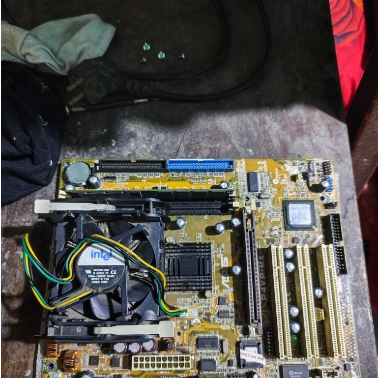 Paket Mobo Retro Intel Socket 478.