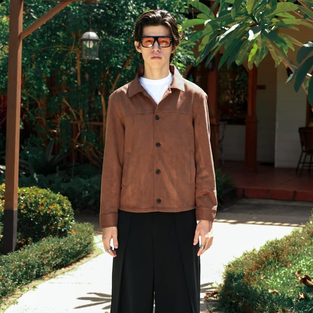 Signore Minimal Button Suede Ukuran L