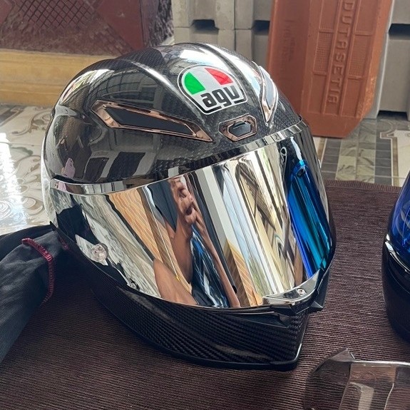 HELM CLONE AGV CARBON MONO