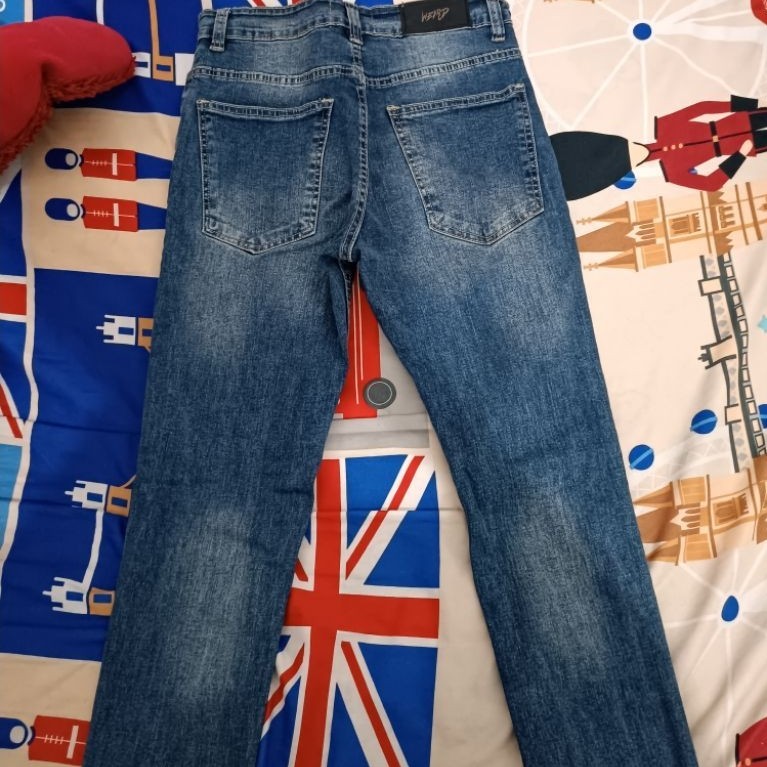 Jeans Pria Bespoke Project Hipnos Slim Fit - Nyaman, Stretch, dan Prewashed