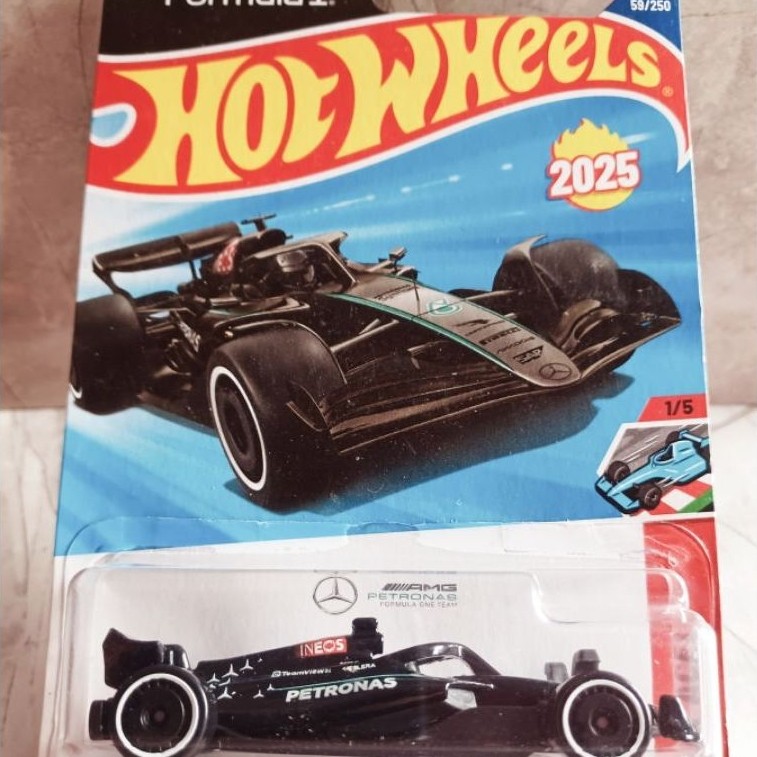 hotwheels f1 mercedes petronas
