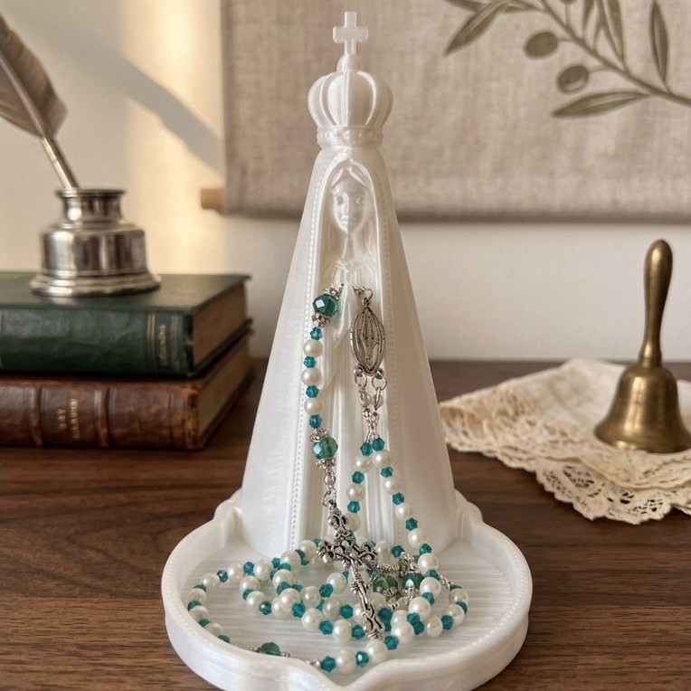 miniature mother holy