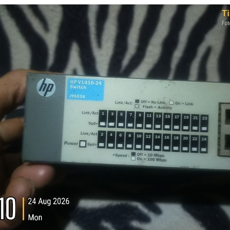 SWICH HUB MERK HP 24 PORT NORMAL
