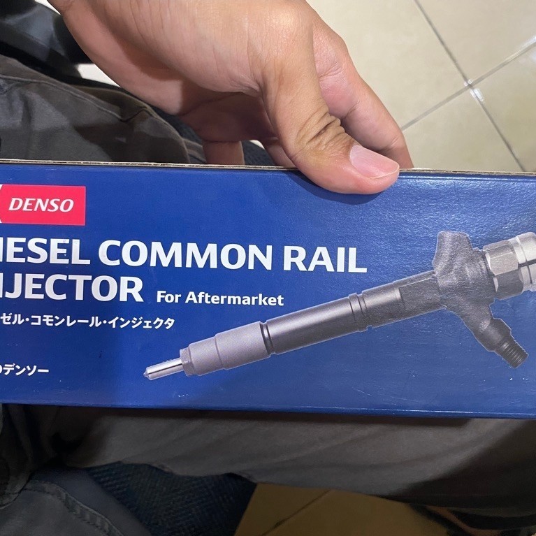 injector assy triton 1465A041 denso