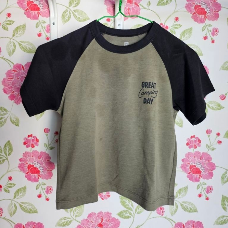 Kaos Uniqlo AIRism Hijau Amry Kids