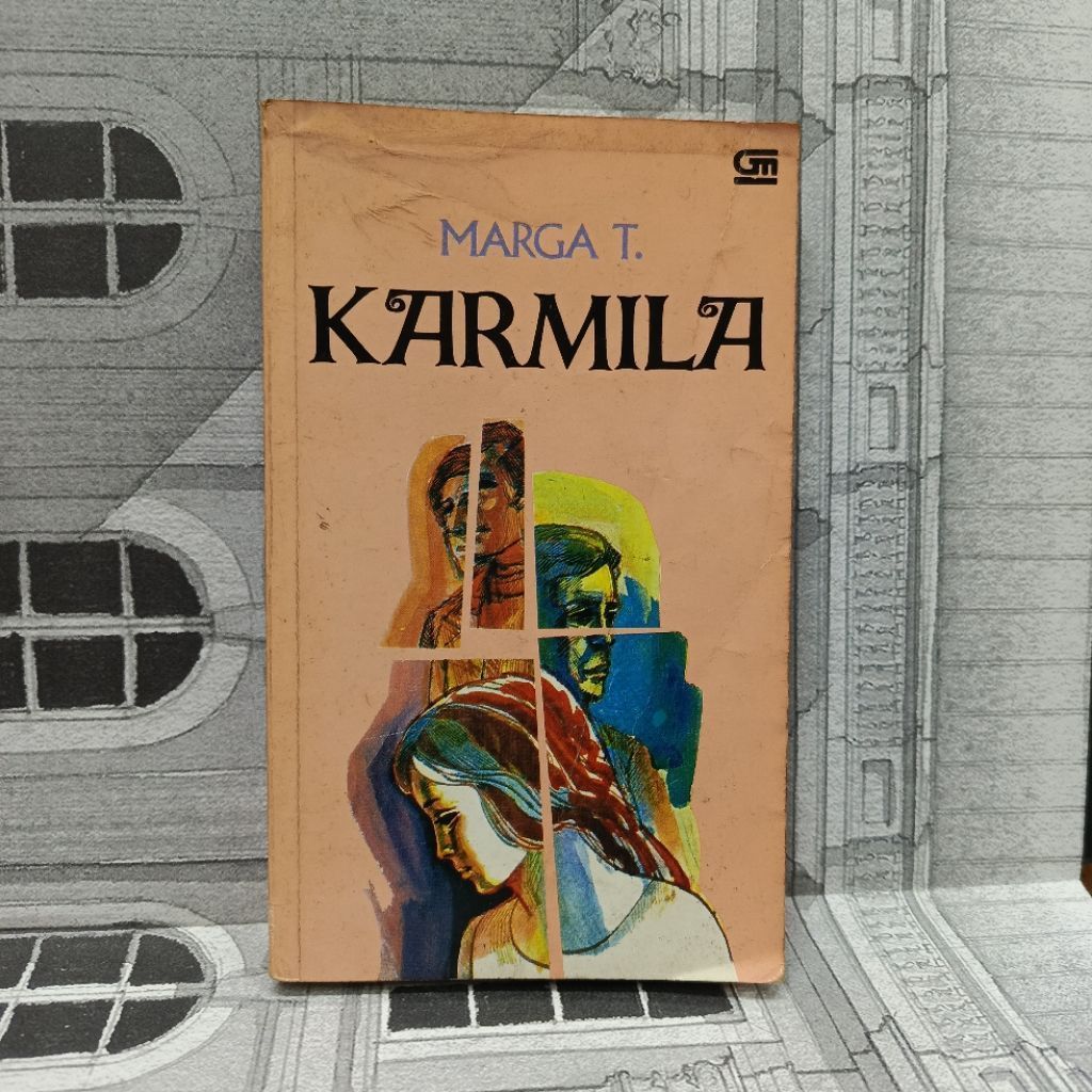 Novel Karmila Marga T