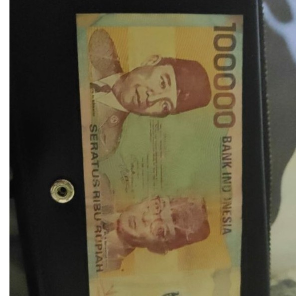Uang Kertas Indonesia 100.000 Polimer 1999 - Bekas Edar, Kondisi Gress, Koleksi Langka