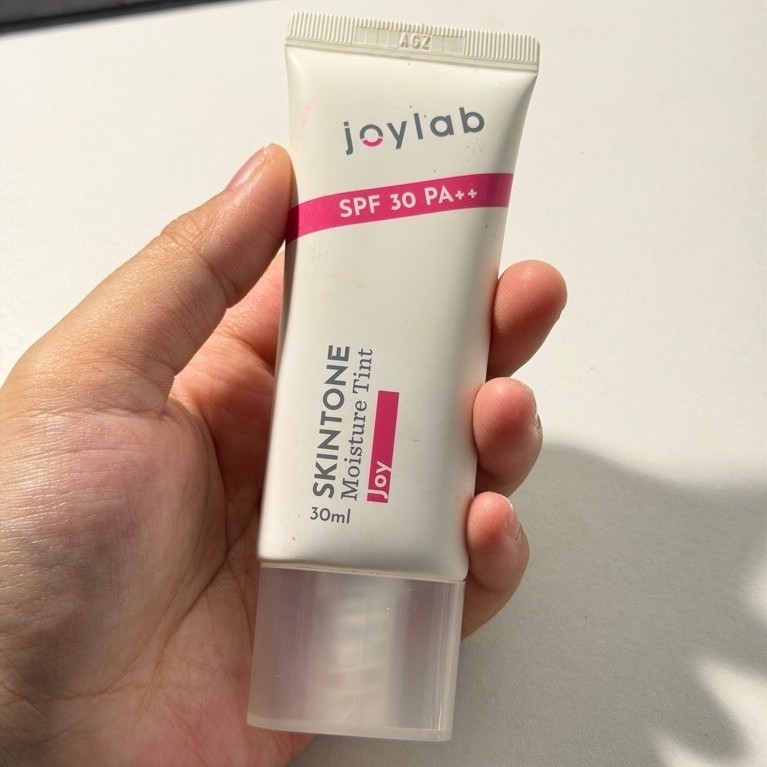 Preloved joylab moisture tint shade joy