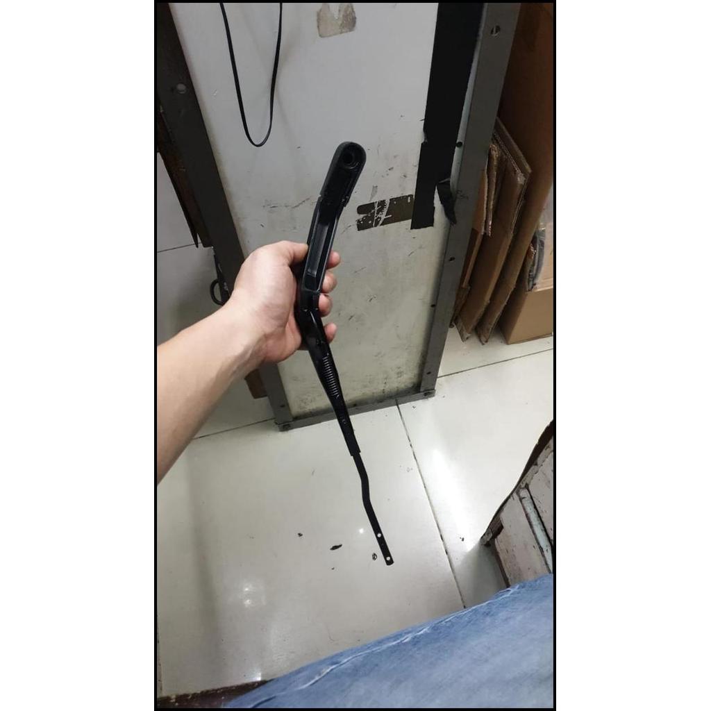 TERBARU OEM ARM WIPER ARM DAIHATSU TAFT / FEROZA 