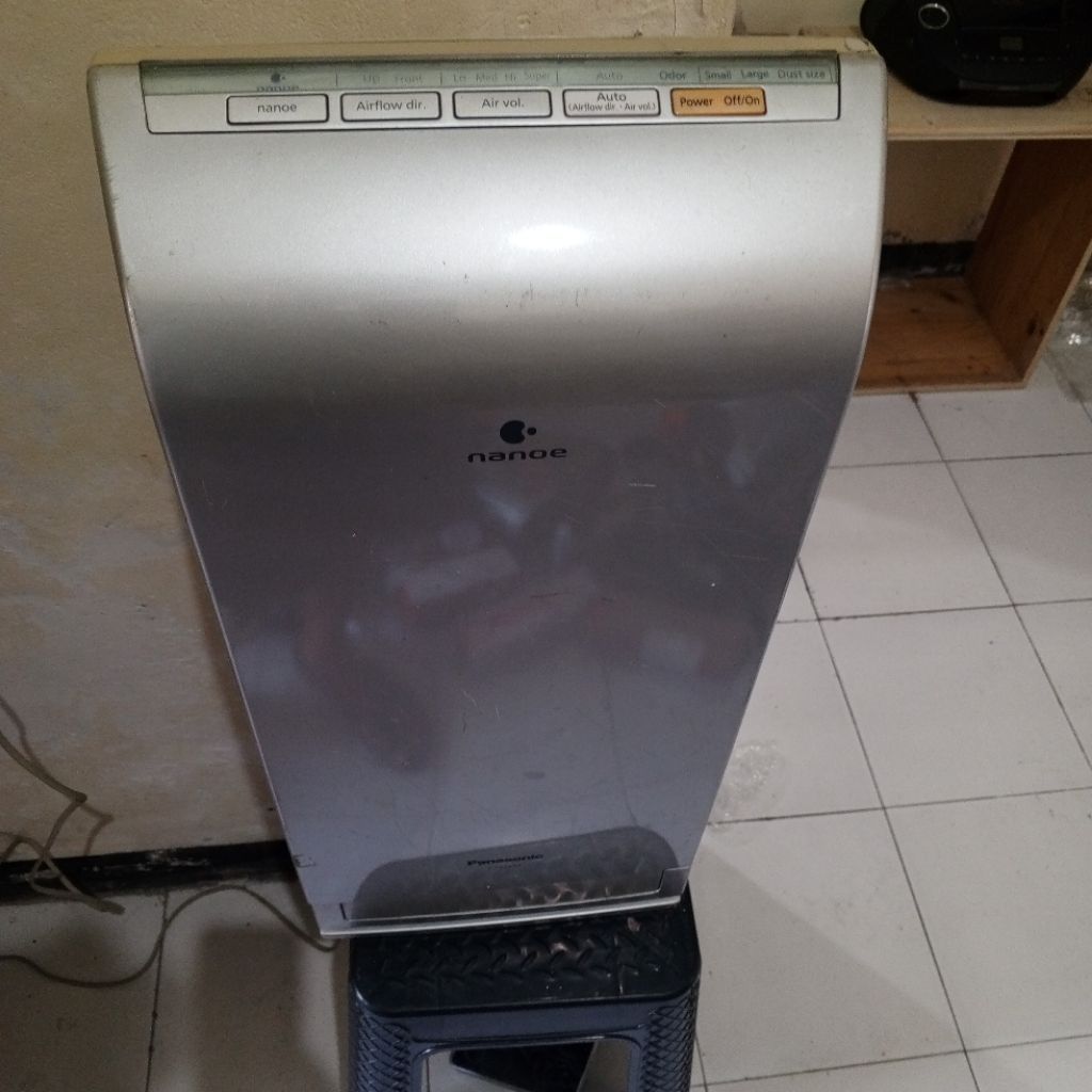 Air purifier merk Panasonic preloved normal