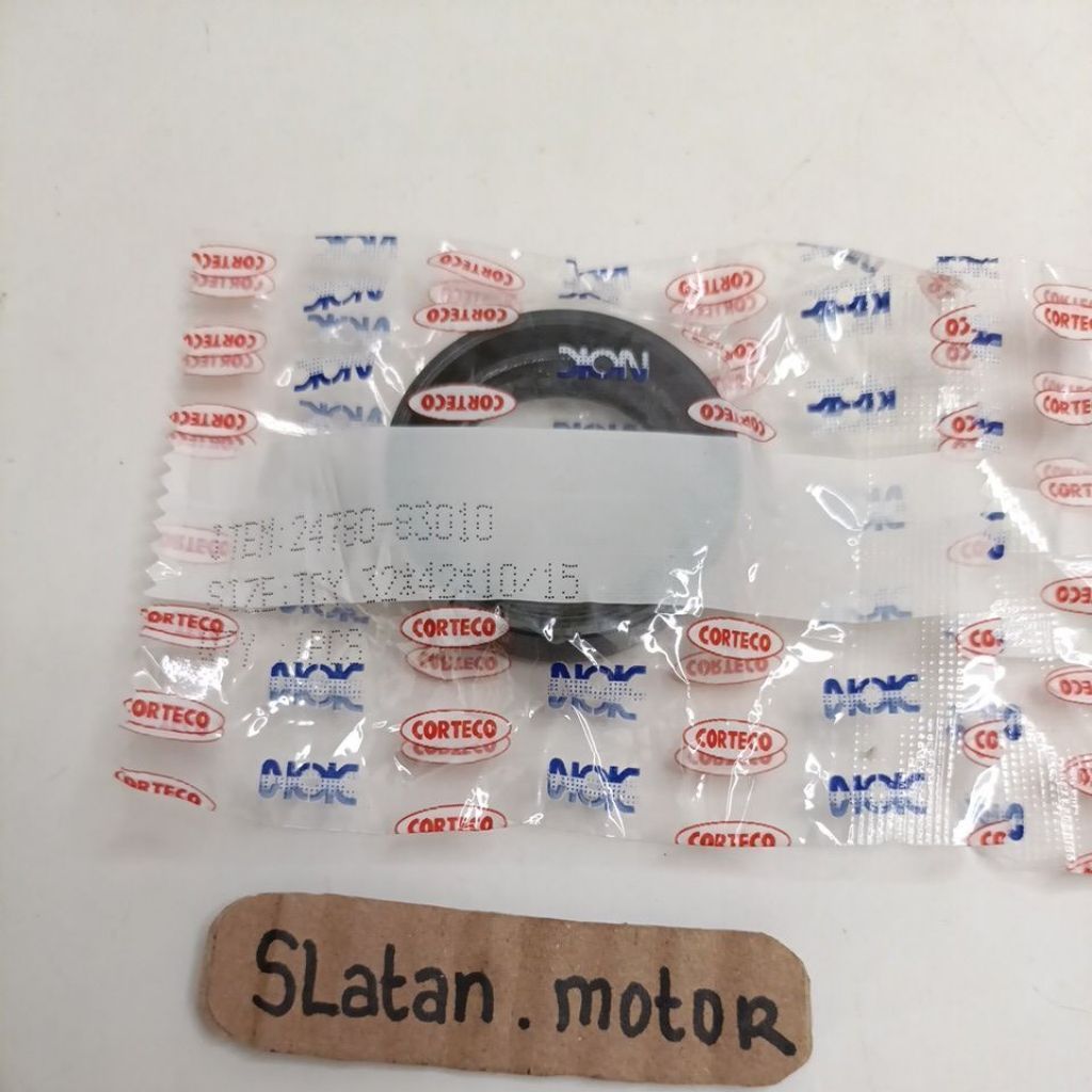 SEAL TRANSMISI BAK BELAKANG MOBIL APV 32X42X10/15