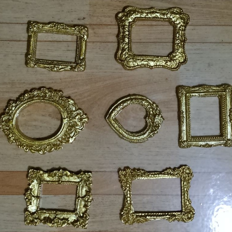 Properti Foto Produk - Bingkai Gold Mini Oval Persegi mini frame