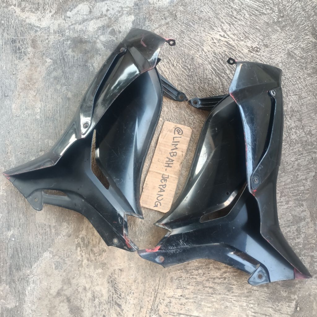 SAYAP SUZUKI SMASH TITAN LUAR DALAM ORIGINAL SAYAP SAMPING SUZUKI TITAN 115 ORIGINAL SECOND