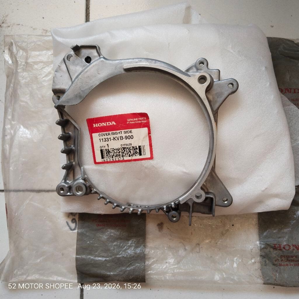 11331KVB900 cover right side dudukan cover radiator vario 110 old karbu original AHM