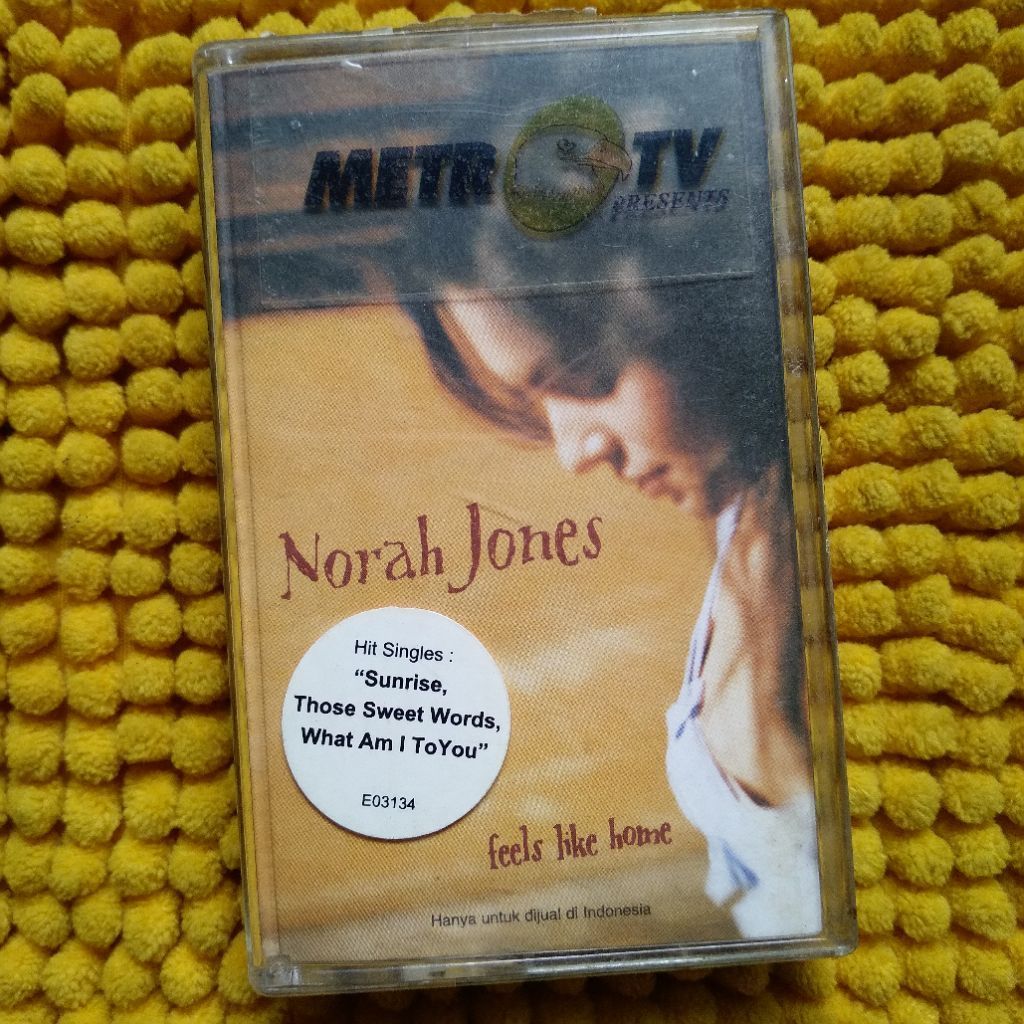 KASET PITA NORAH JONES - FEELS LIKE HOME