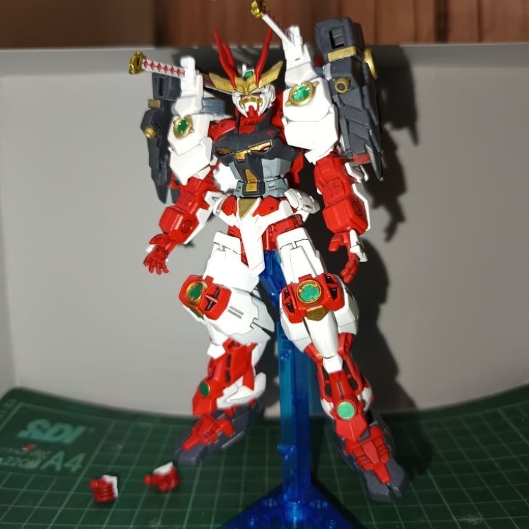 HG BF GUNDAM SENGOKU ASTRAY BANDAI