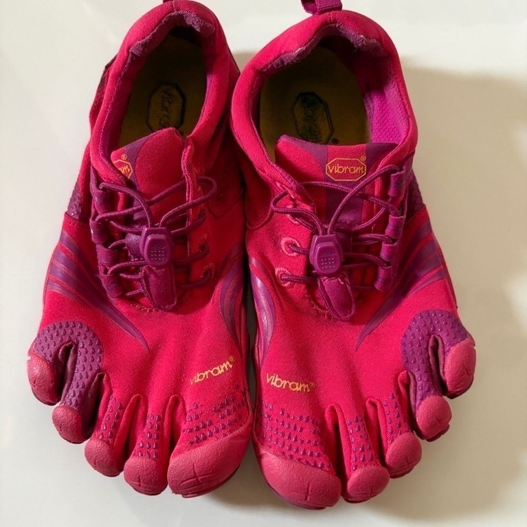 Sepatu Vibram FiveFingers KMD Sport LS 37