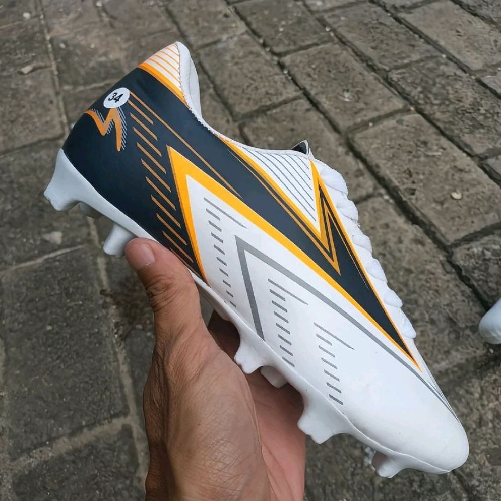 Sepatu Sepak Bola Anak Hyperspeed