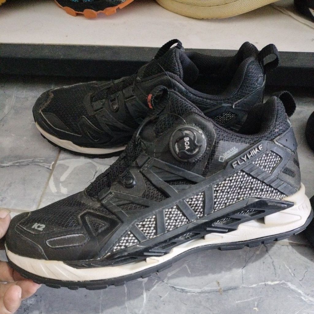 sepatu second original K2 size 42/26.5