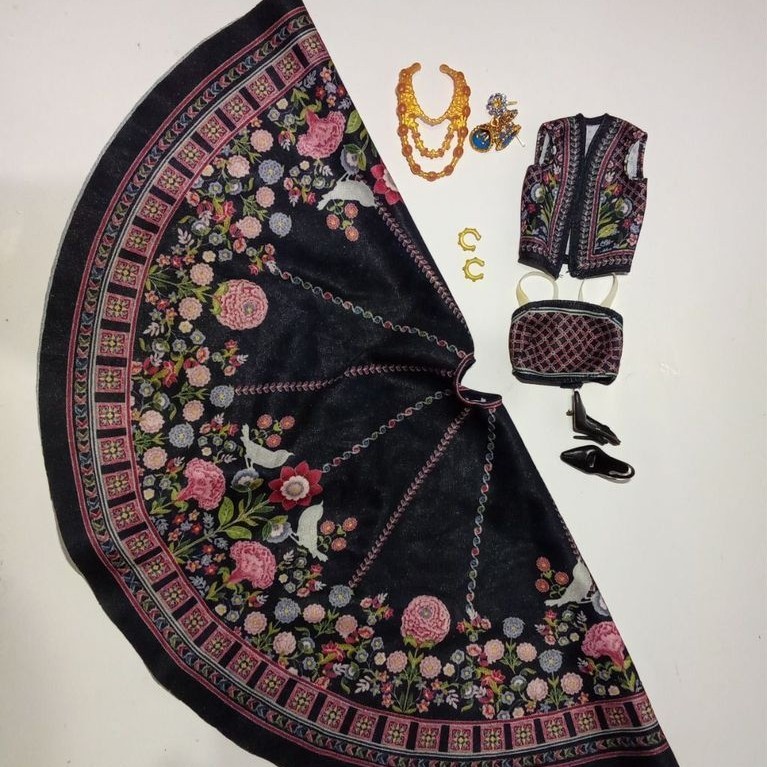 Set Baju Barbie Collector Diwali