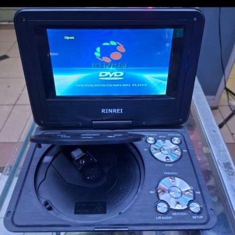 DVD PORTABLE DAIKEN DVD 7,9 INCH DVD VCD MP3 MP4 USB TV RADIO DAIKEN