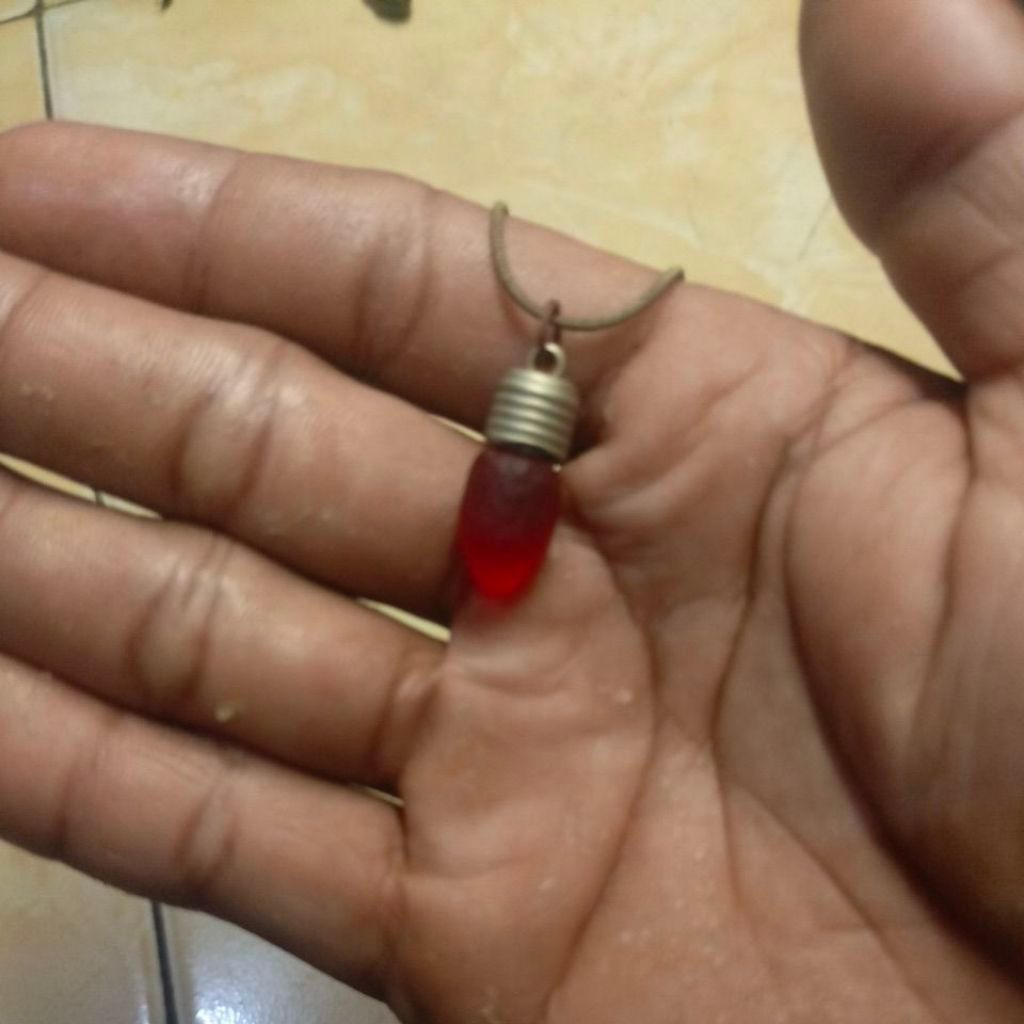 batu lahar merah liontin kalung