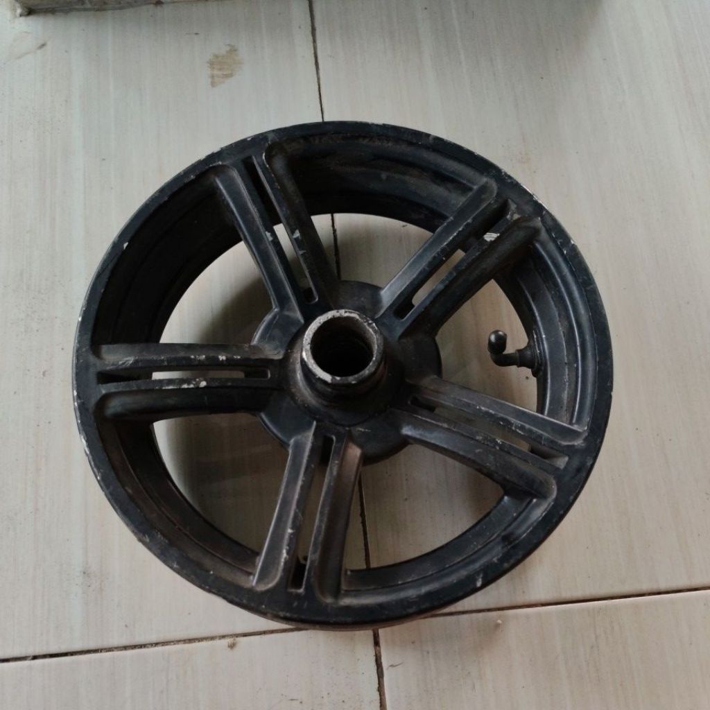 pelek velg depan motor listrik second copotan