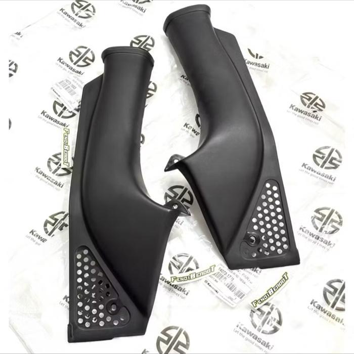 . AIRSCOOP DUCT AIRSCOPE NINJA RR OLD ORIGINAL 14073-1701 14073-1693 - KANAN
