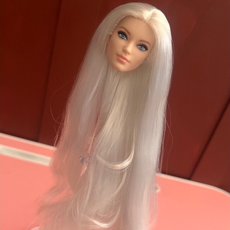 kepala Barbie