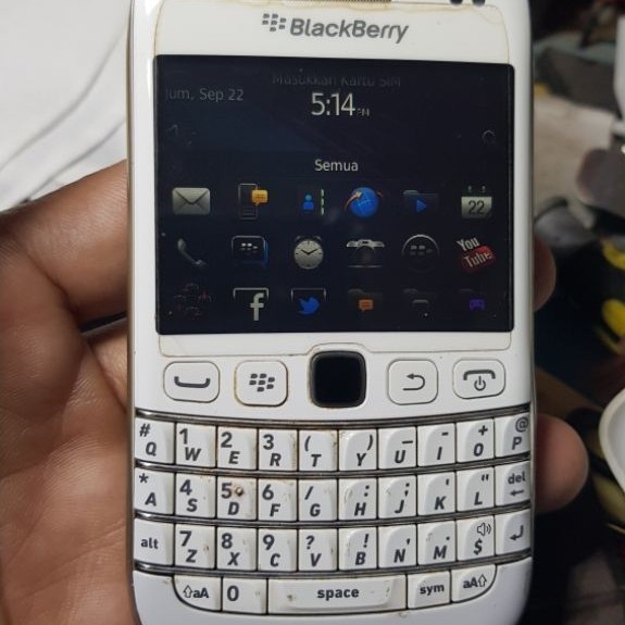 HP Blackberry Belagio 9790