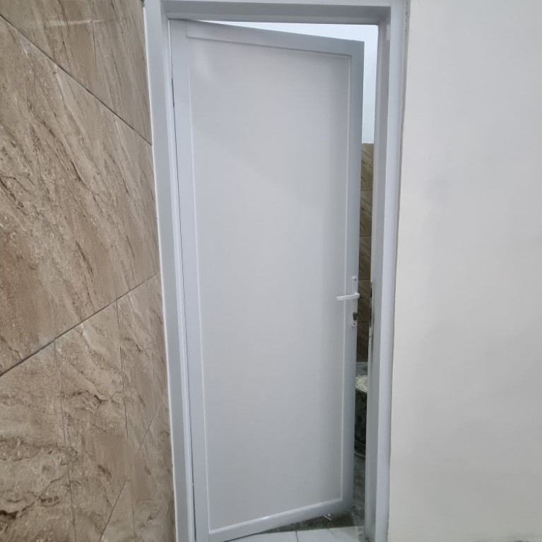 pintu Alumunium composite panel