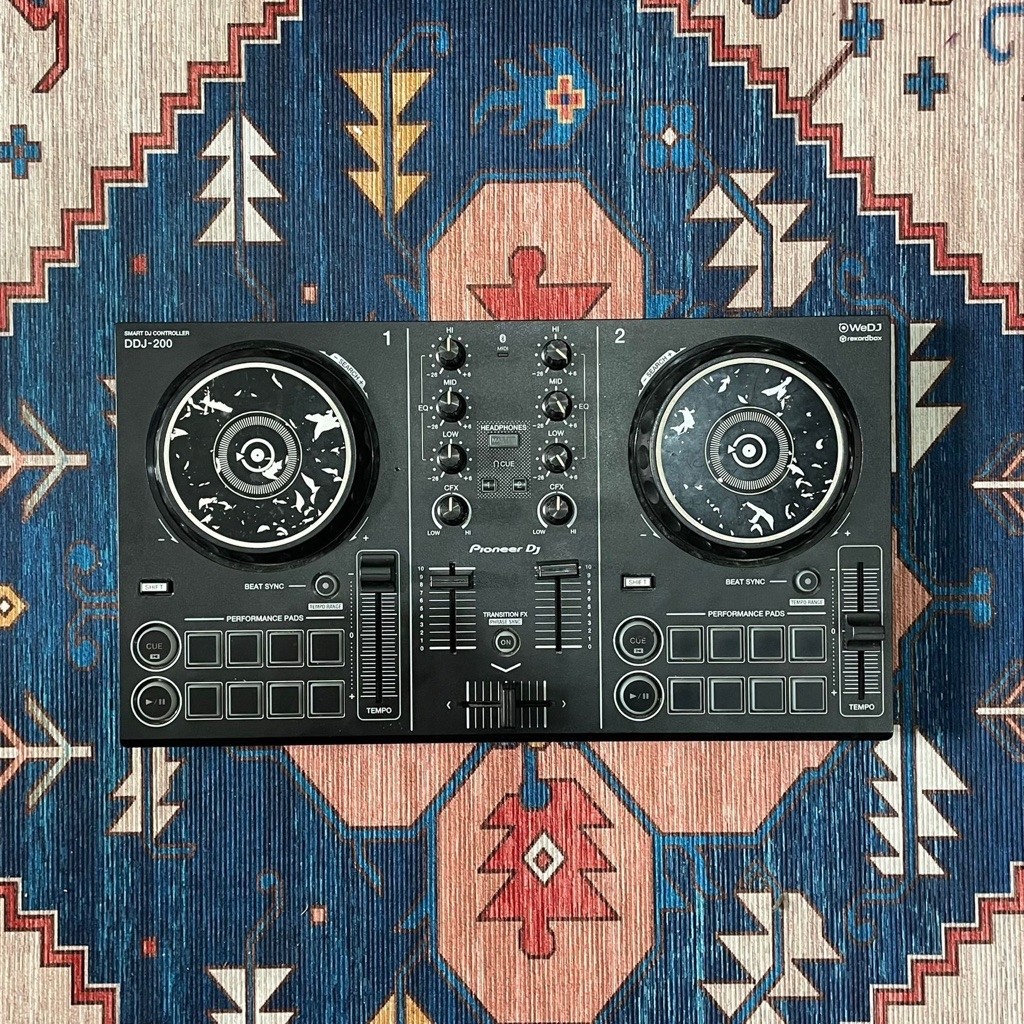 Smart DJ Controller DDJ-200 Second Bekas