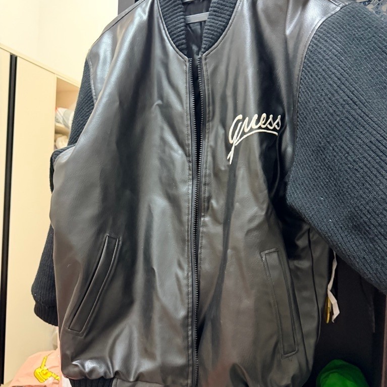 preloved Guess Bomber Jacket Black Leather