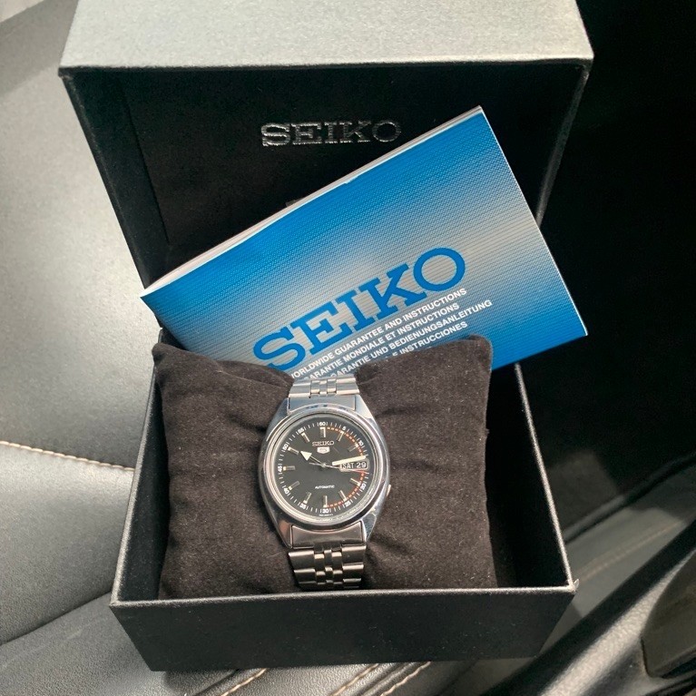 Seiko 5 7s26-01F0 really & military dial