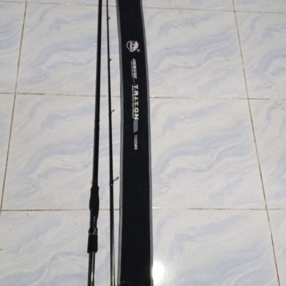 joran orca Triton 330