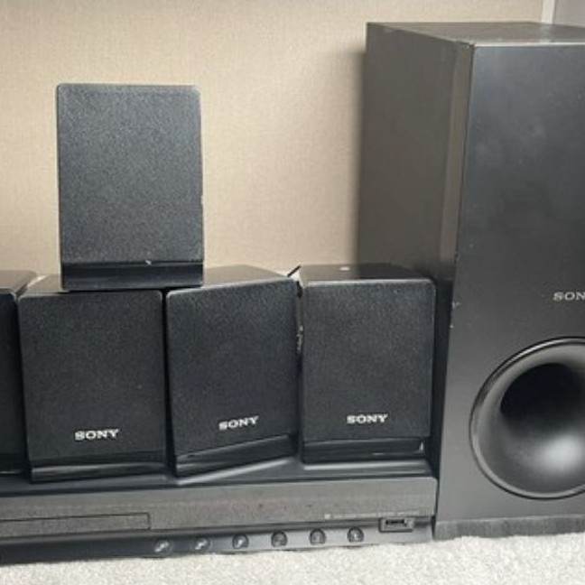 home theater Sony DAV TZ140