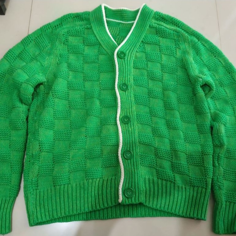 bottega veneta parakeet green cardigan dan balenciaga destroyed