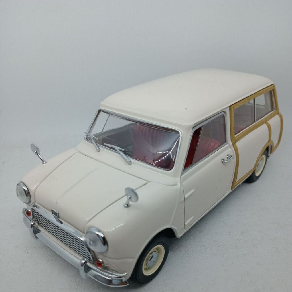 Kyosho Diecast Austin Mini Countryman
