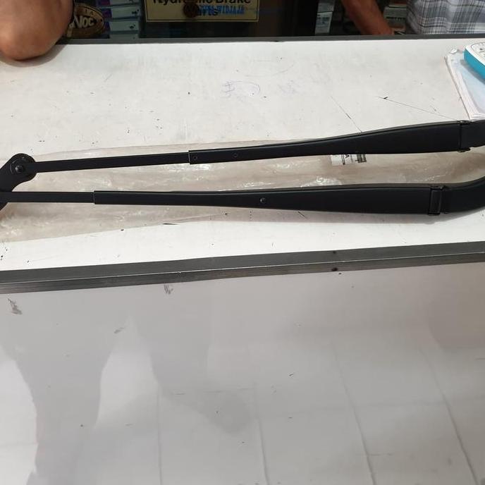 Arm Wiper Depan Datsun Go Original