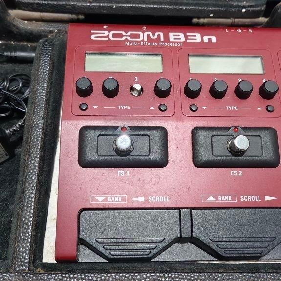 EFEK BASS ZOOM B3N