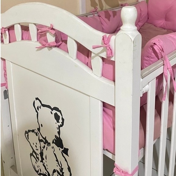 PRELOVED BABY BOX LITTLE EQUI FULL SET (HANYA UNTUK YANG BISA LALAMOVE/BAWA KE RUMAH)Supaya tidak bo
