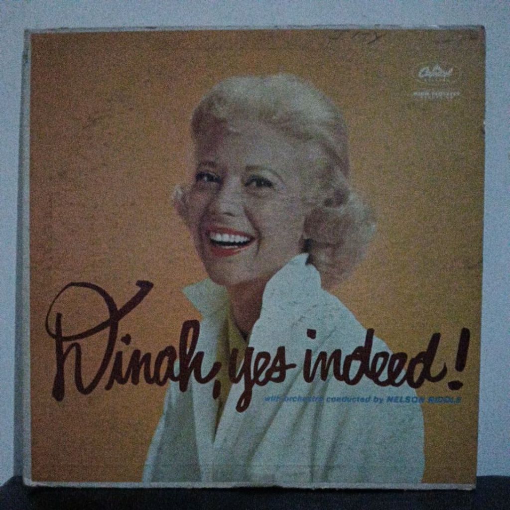 Vinyl Piringan Hitam 12 inch Dinah Shore - Dinah, Yes Indeed