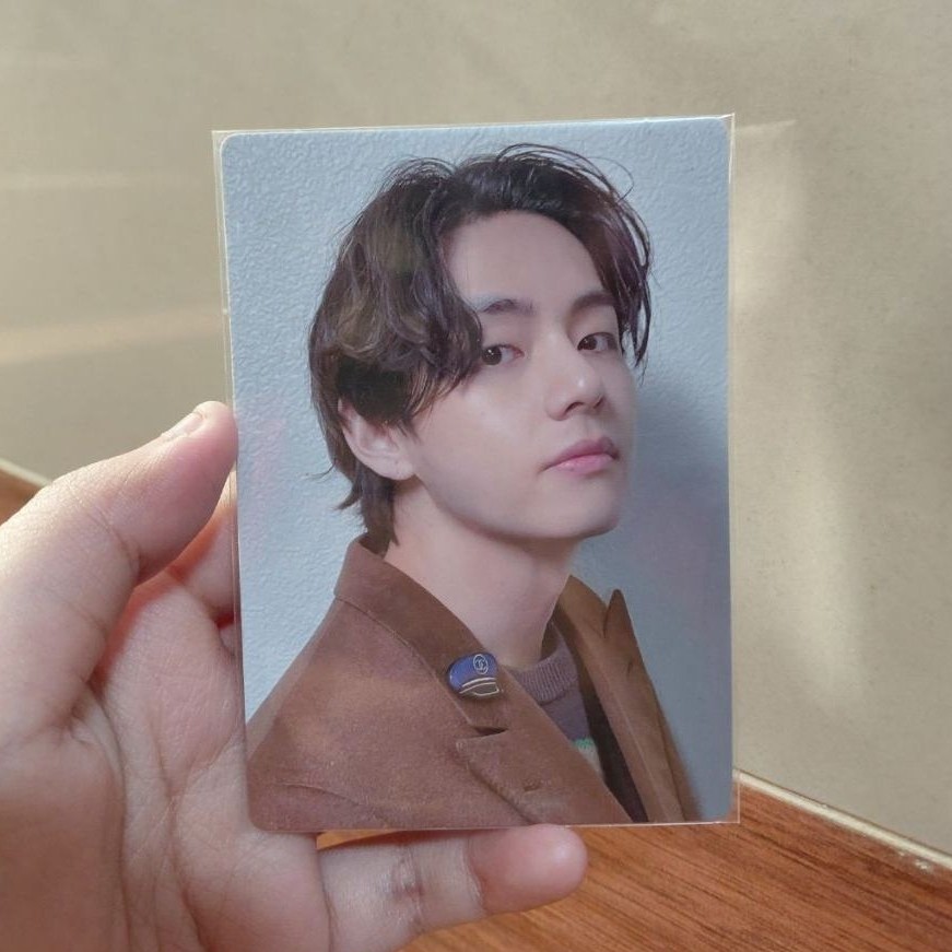 TAEHYUNG V MERCH BOX 9 BTS
