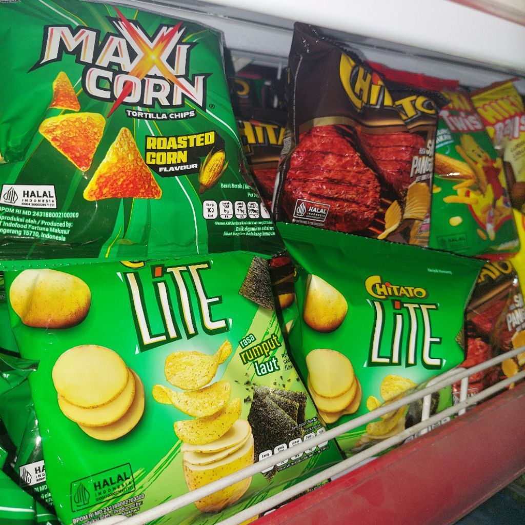 SNACK CIKI JAJANAN ANAK LITE CHITATO MAXI CORN CHIKI BALLS GURIBEE KACANG ROSTA