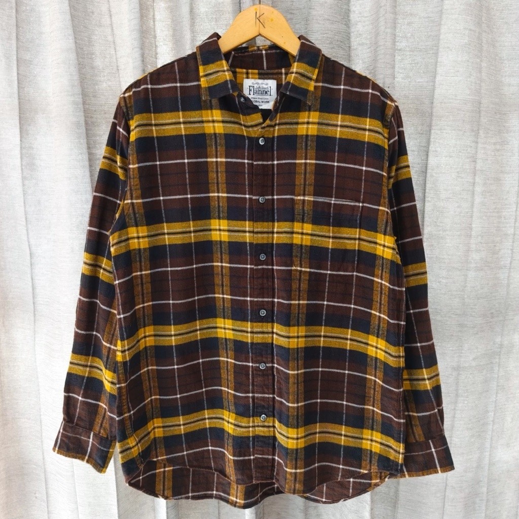 Global Work plaid flannel long sleeve shirt