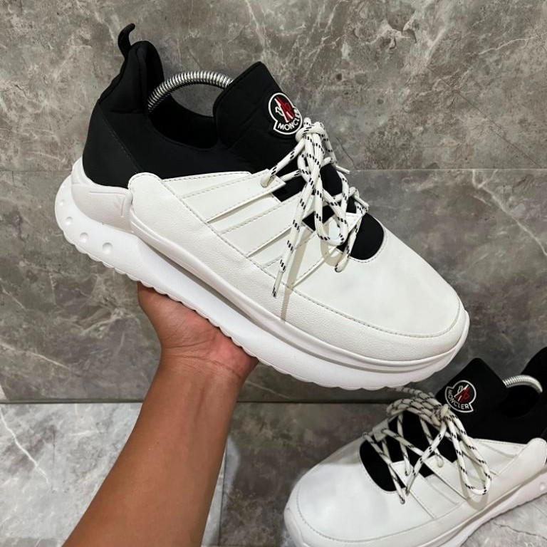 Sepatu Moncler Size 44 Ori Sneakers Casual Sport Prelov Branded Luxury Putih Pria Wanita