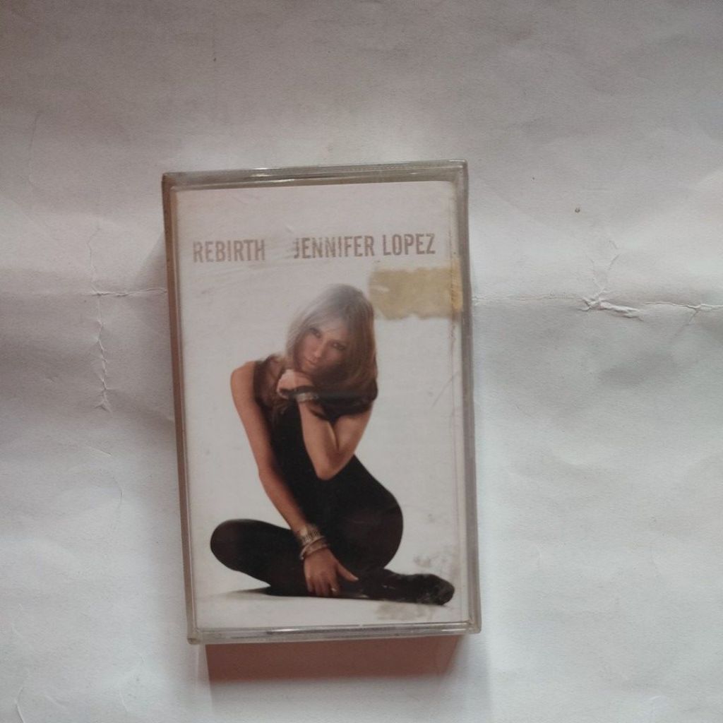 KASET JENNIFER LOPEZ REBIRTH
