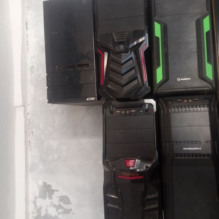Casing PC standar bekas warnet