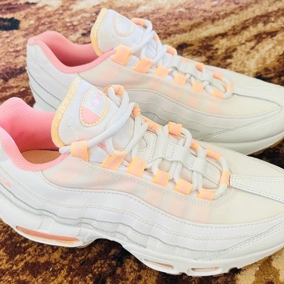NIKE AIRMAX SIIZE 37,5 insole 23,5 PL
